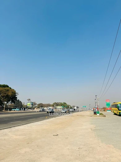 INDUSTRIAL STAND FOR SALE in Waterfalls, Harare