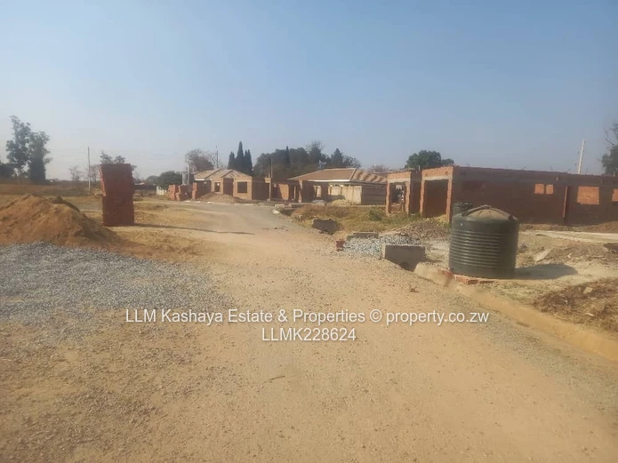 STANDS FOR SALE in Glaudina, Harare.