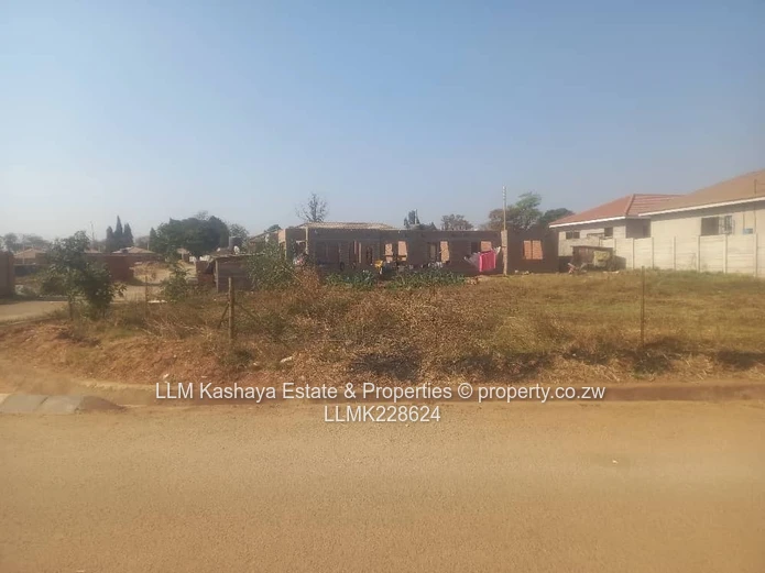 STANDS FOR SALE in Glaudina, Harare.