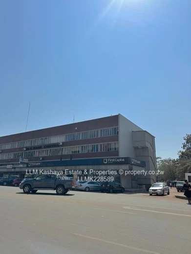 OFFICES TO LET at Avondale Shopping Center